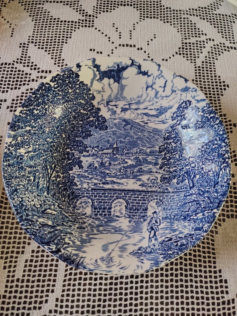 6 assiette creuse Crown Ducal, Enlèvement