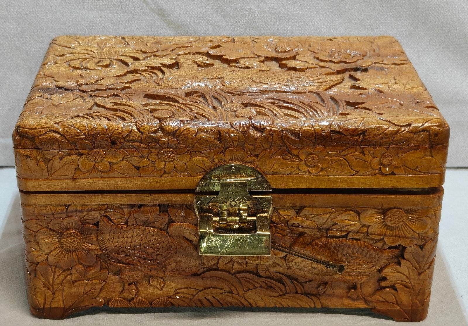 Vintage Chinese kamferhouten sieradendoos met werkend kopere, Huis en Inrichting, Woonaccessoires | Kisten, Ophalen of Verzenden
