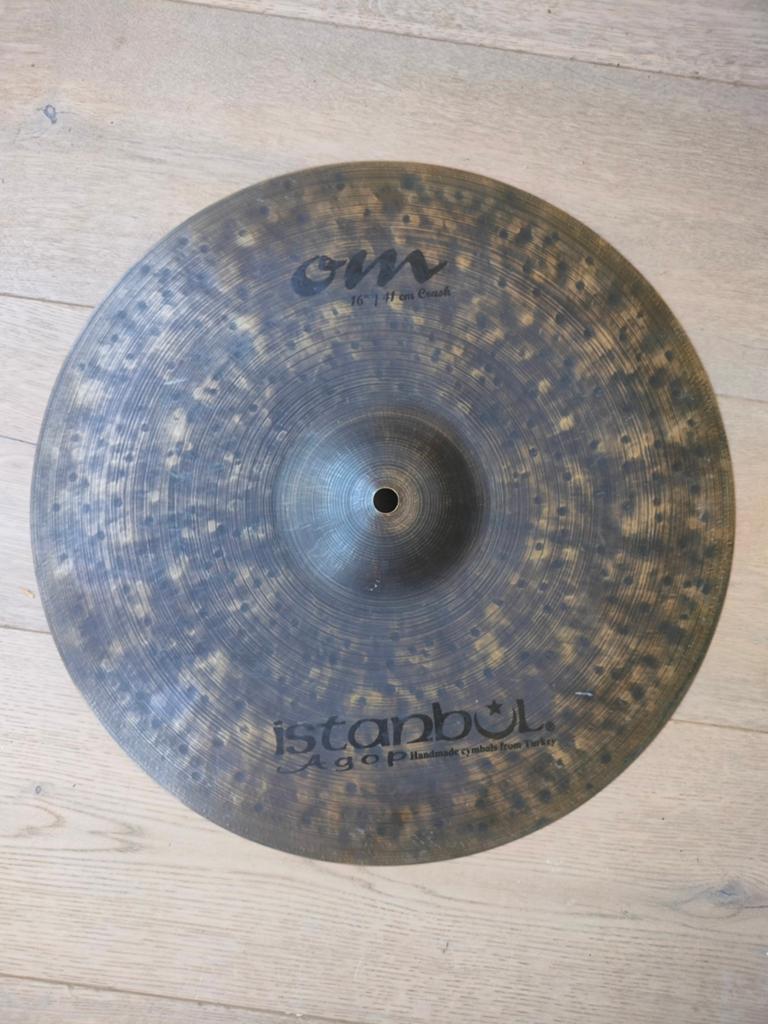Istanbul Agop 16" OM crash, Muziek en Instrumenten, Drumstellen en Slagwerk, Ophalen of Verzenden