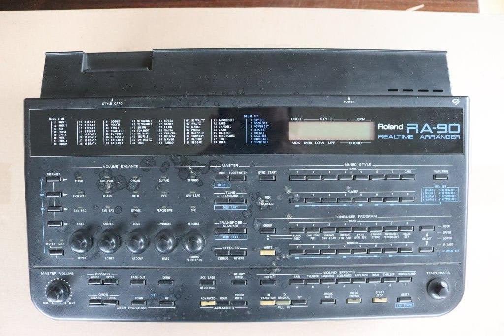 Roland RA-90 Arranger gebruikt, Musique & Instruments, Équipement Midi, Utilisé, Enlèvement