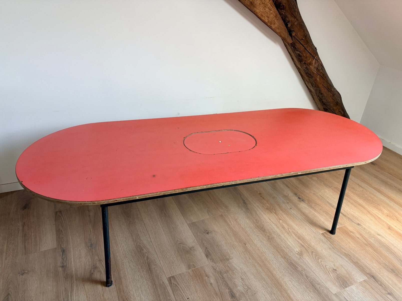Vintage kindertafel, Enlèvement