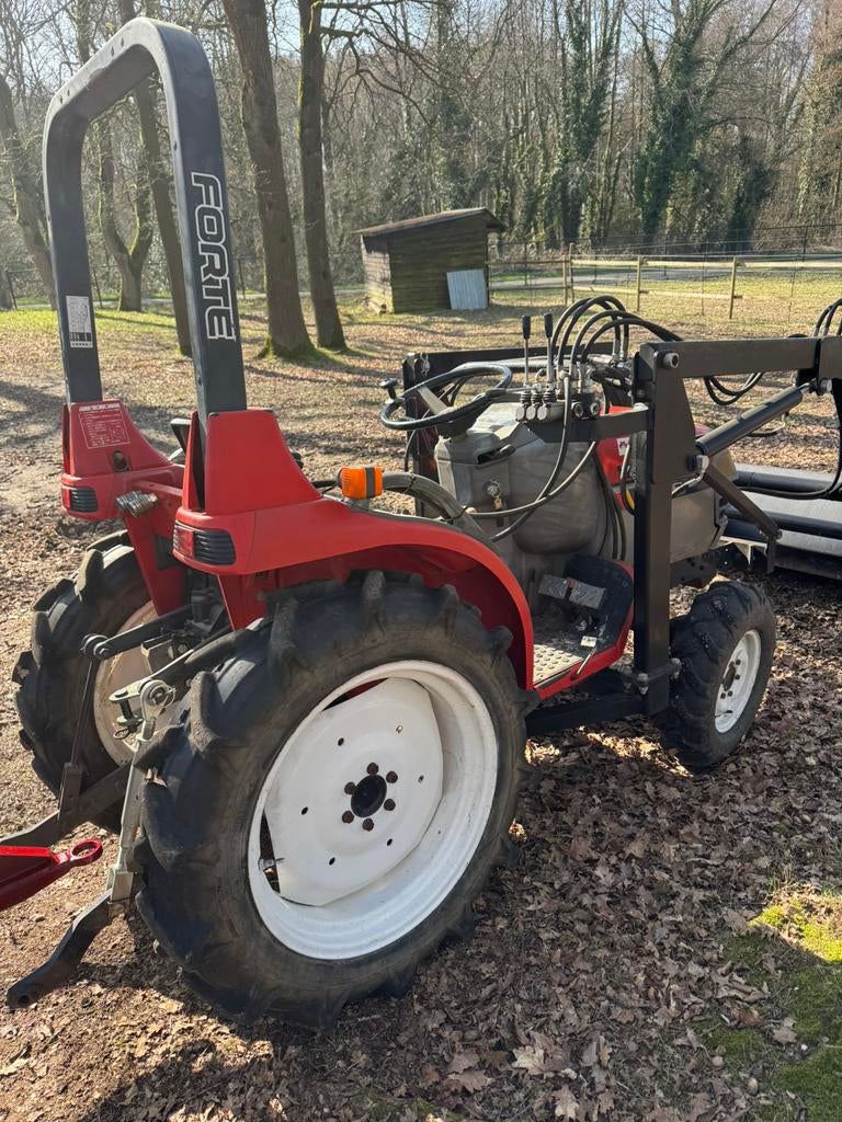 Mini tractor met kiepwagen, Zakelijke goederen, Landbouw | Tractoren, Ophalen