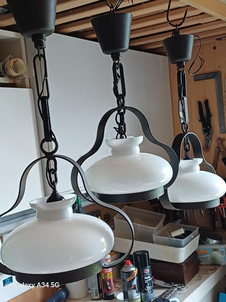Retro smeedijzeren hanglustertjes, Huis en Inrichting, Lampen | Hanglampen, Ophalen, Zo goed als nieuw, Glas, Minder dan 50 cm