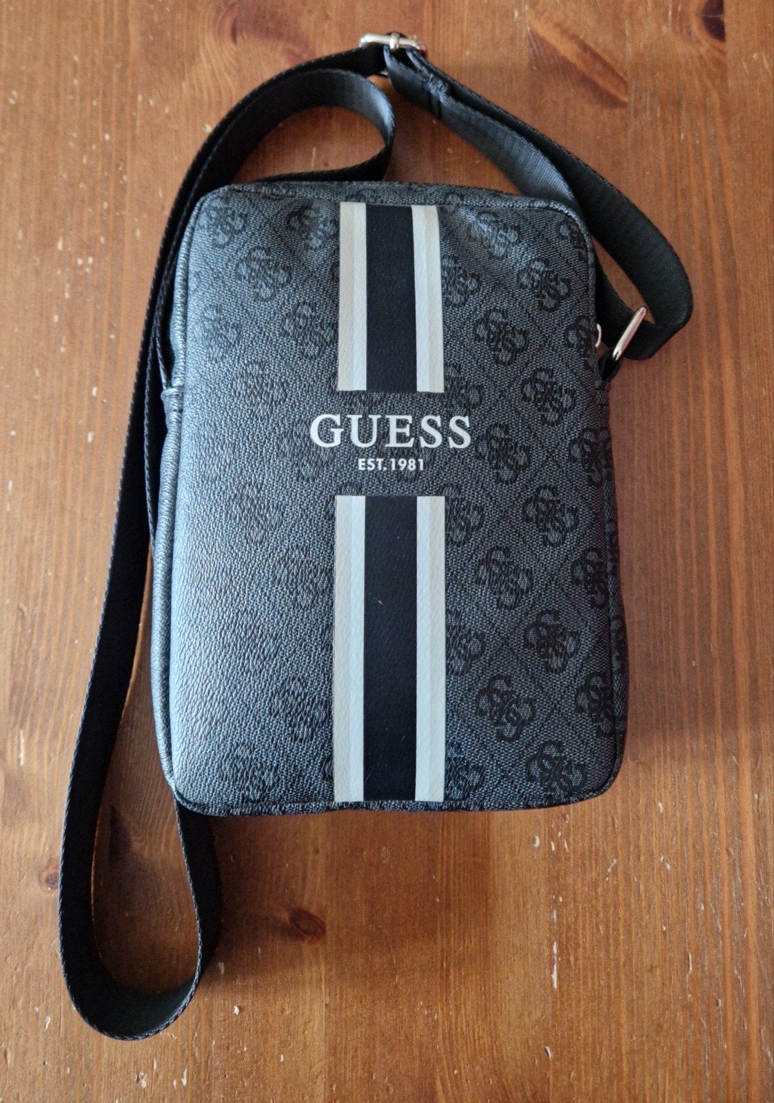 Sacoche, Sac à bandoulière Guess Est. 1981, Zo goed als nieuw, Zwart, Overige merken, Leer