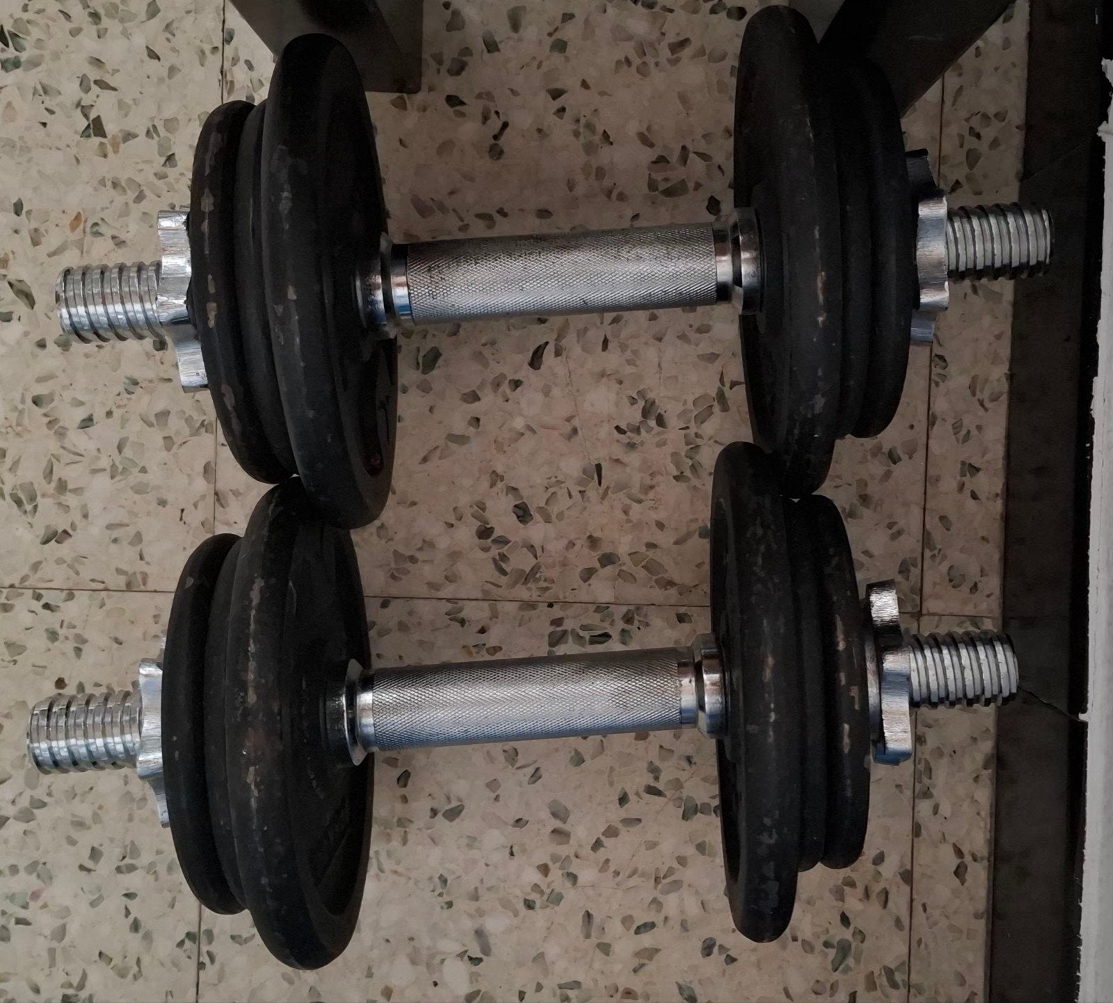 À vendre : paire d’haltères réglables, Sports & Fitness, Enlèvement, Comme neuf, Haltère