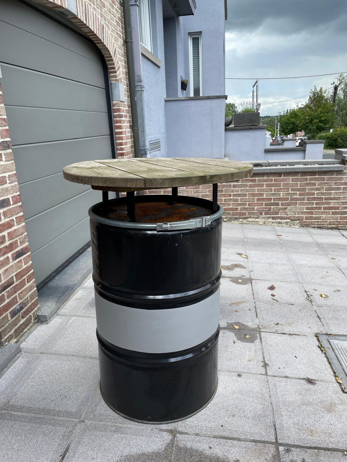 Table haute-fût (mange-debout) avec plateau en bois, Maison & Meubles, Tables | Tables mange-debout, Enlèvement, Utilisé