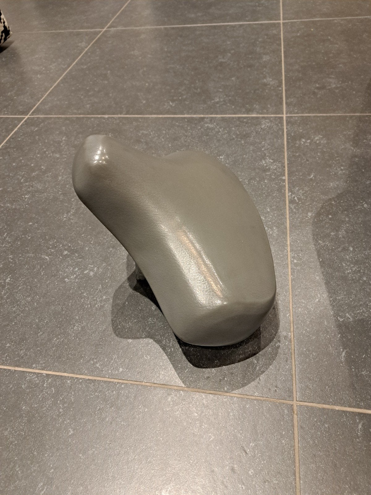 Honda Camino nos zadel, Enlèvement, Selle