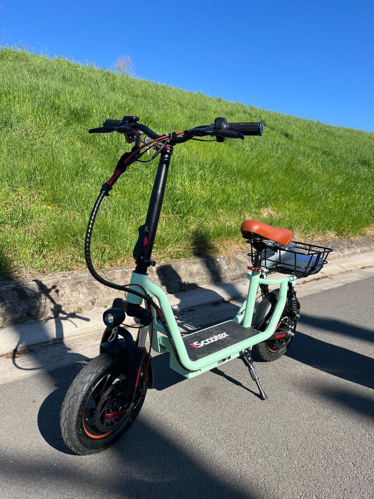 IScooter i12 in retro kleuren, Fietsen en Brommers, Ophalen, Nieuw, Elektrische step (E-scooter)