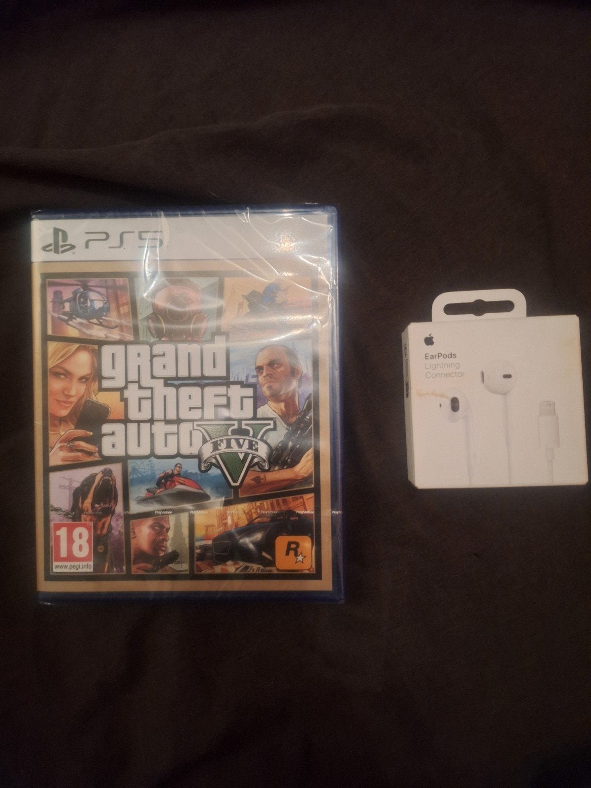 Jeu GTA PS5 TOUJOURS EMBALLÉ ET ÉCOUTEURS APPLE, Consoles de jeu & Jeux vidéo, Jeux | Sony PlayStation 5, Enlèvement, Neuf