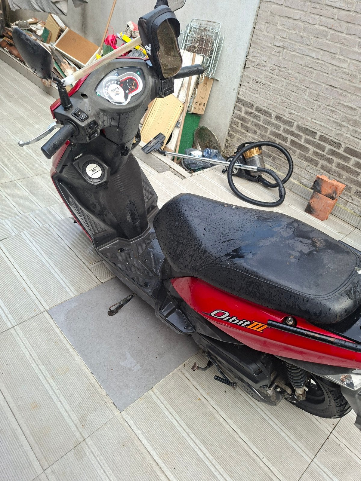 motor
Hij loopt goed., Fietsen en Brommers, Ophalen of Verzenden