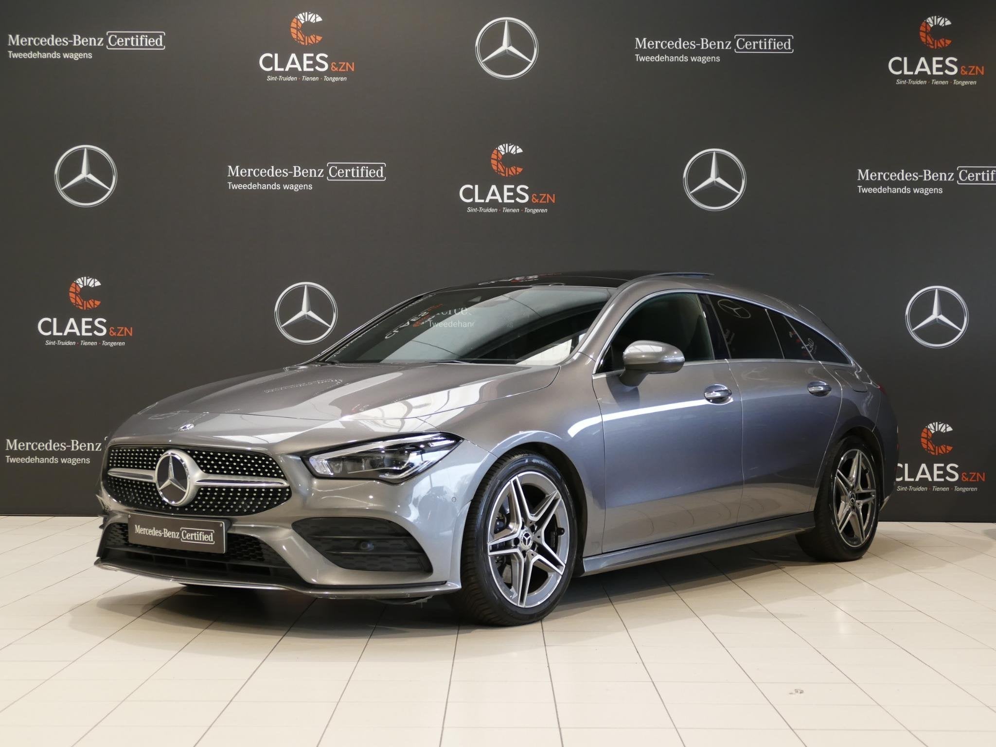 Mercedes-Benz CLA-Klasse 220d Shooting Brake AMG Line, Autos, Mercedes-Benz, Entreprise, Noir, 5 portes, Automatique