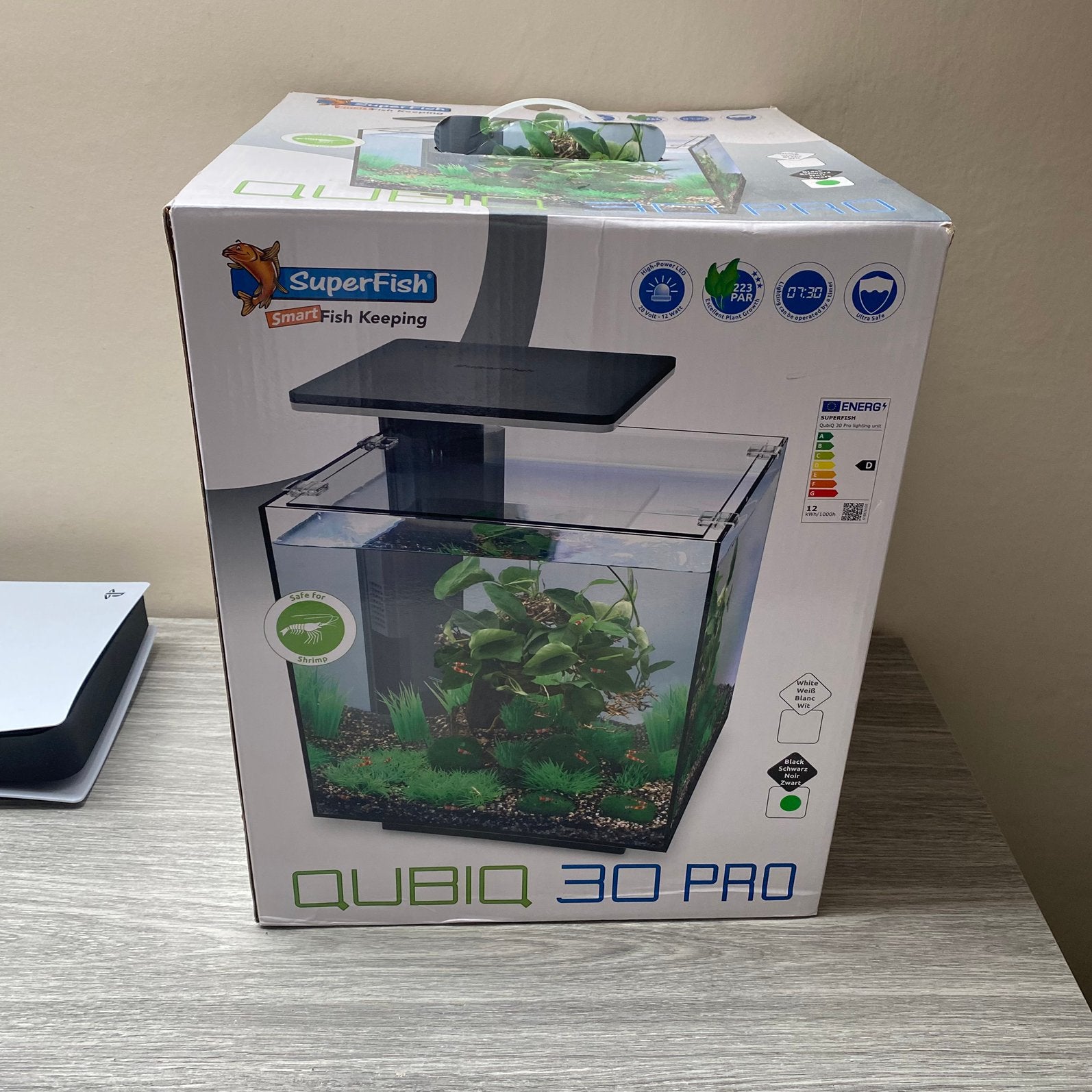 Vier aquariums en vele accessoires - Superfish, Tetra, Ciano, Animaux & Accessoires, Chauffage, Aquarium vide, Enlèvement, Utilisé