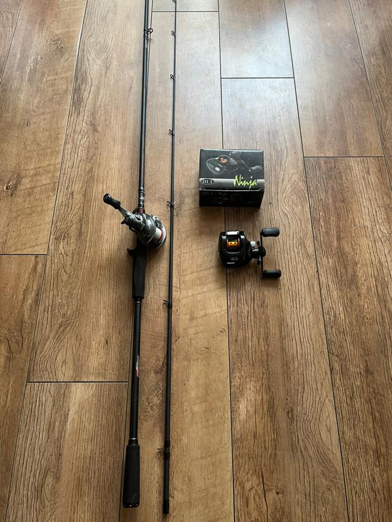Abu Garcia Vendetta NG + Okuma Tormentor, Watersport en Boten, Hengelsport | Roofvissen, Ophalen, Zo goed als nieuw