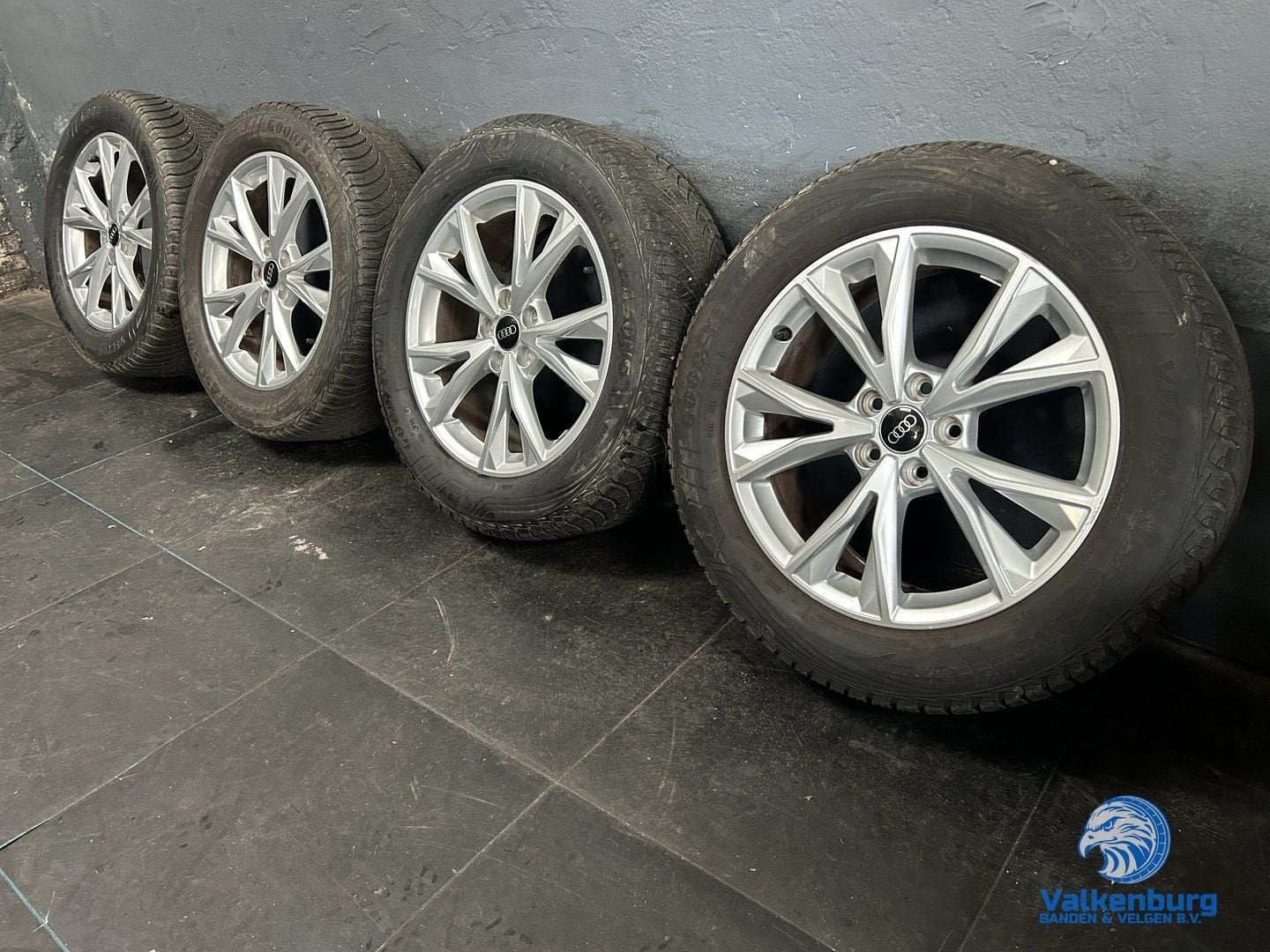 6.5mm! Originele Audi Q3 F3 83A 18 inch velgen 5x112 AllSeas, Pneus et Jantes, 4 Saisons, Véhicule de tourisme, -
