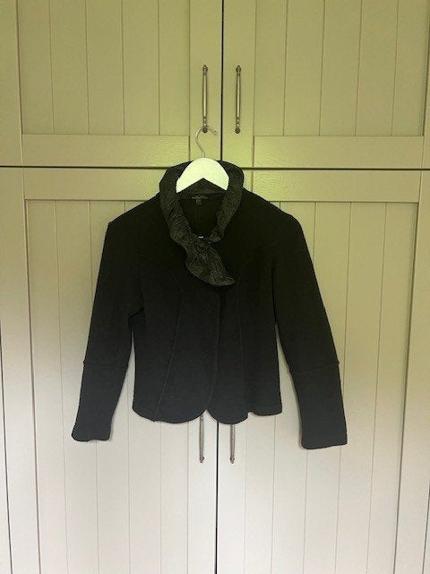 La Fée Maraboutée zwart jasje/blazer, Taille 36 (S), Comme neuf, Enlèvement, La Fée Maraboutée