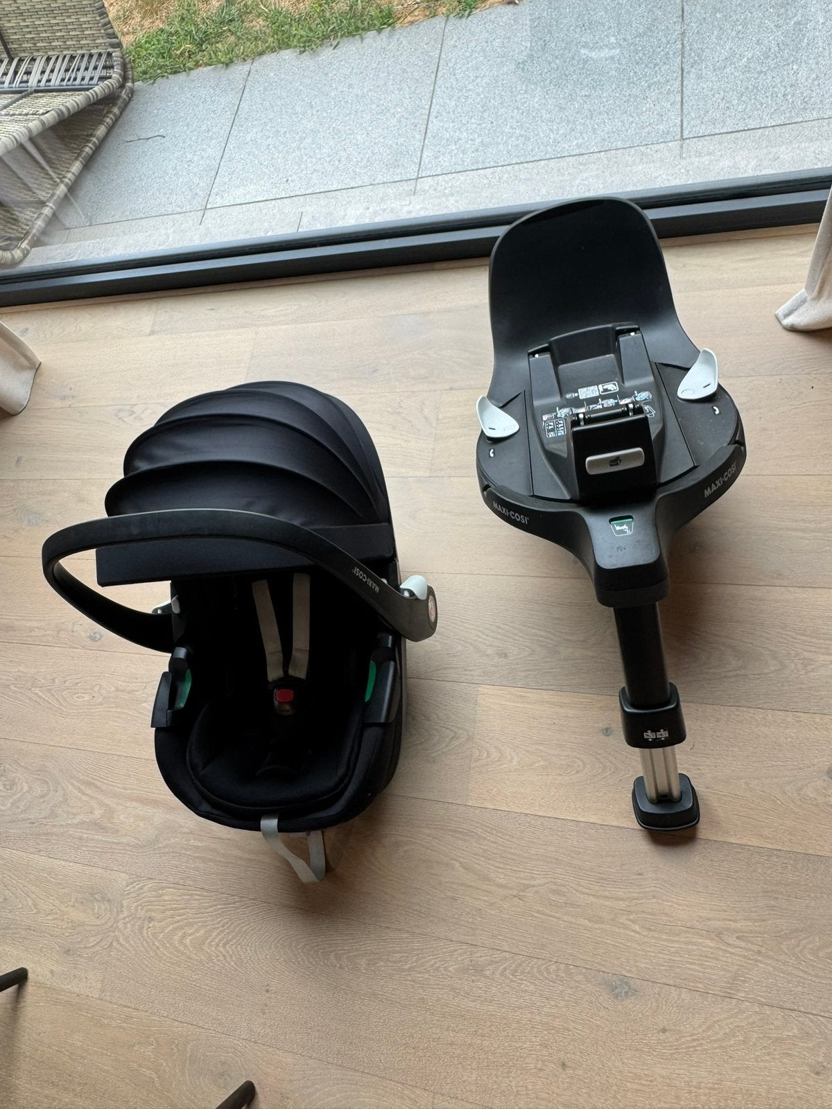 Maxi Cosi Pearl 360 Pro 2 + Isofix Family Pro, Enlèvement, Comme neuf