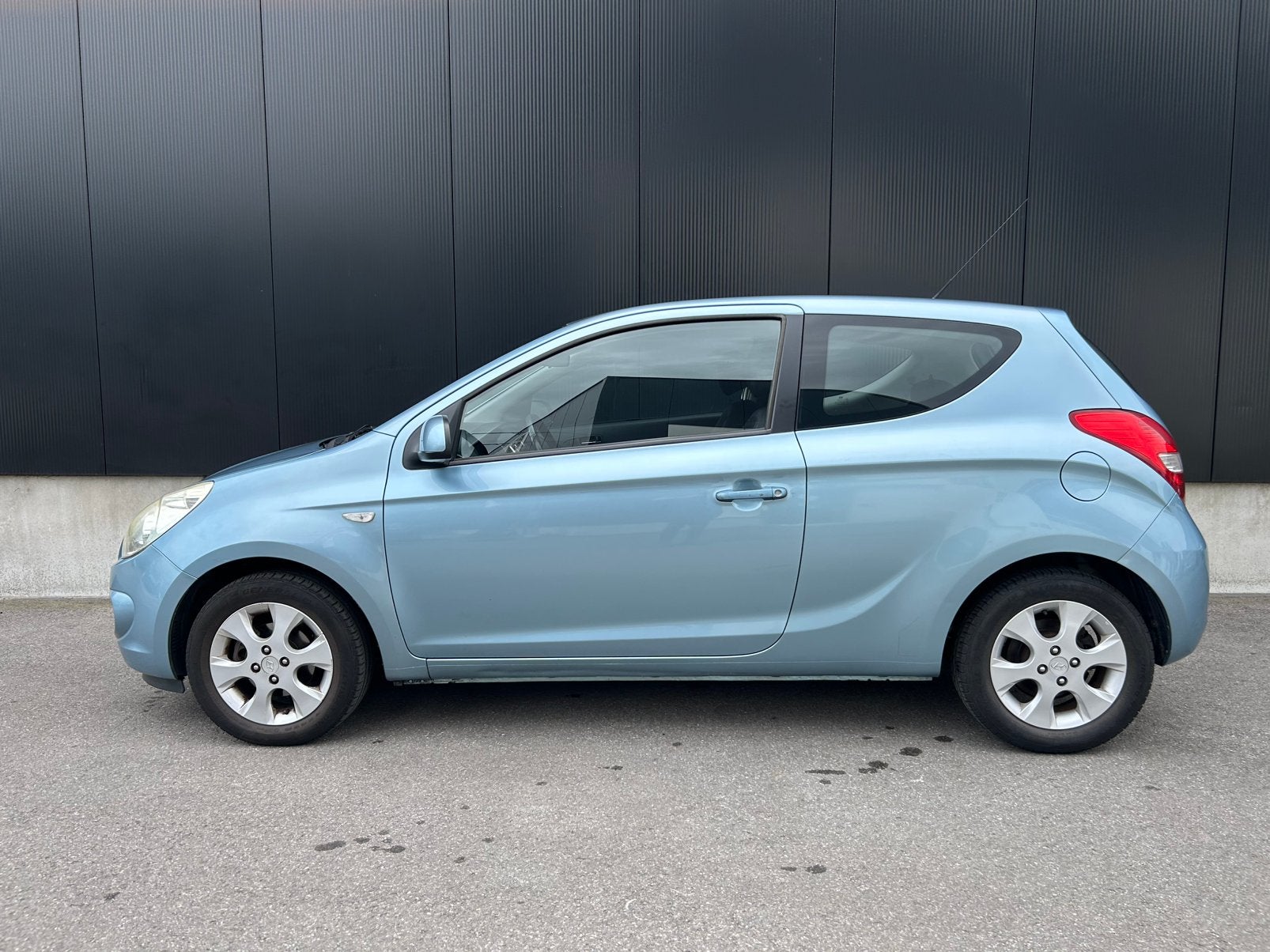 Hyundai I20 1.2i / Airco / goede staat, Autos, Hyundai, Achat, Entreprise, Noir, Electronic Stability Program (ESP)