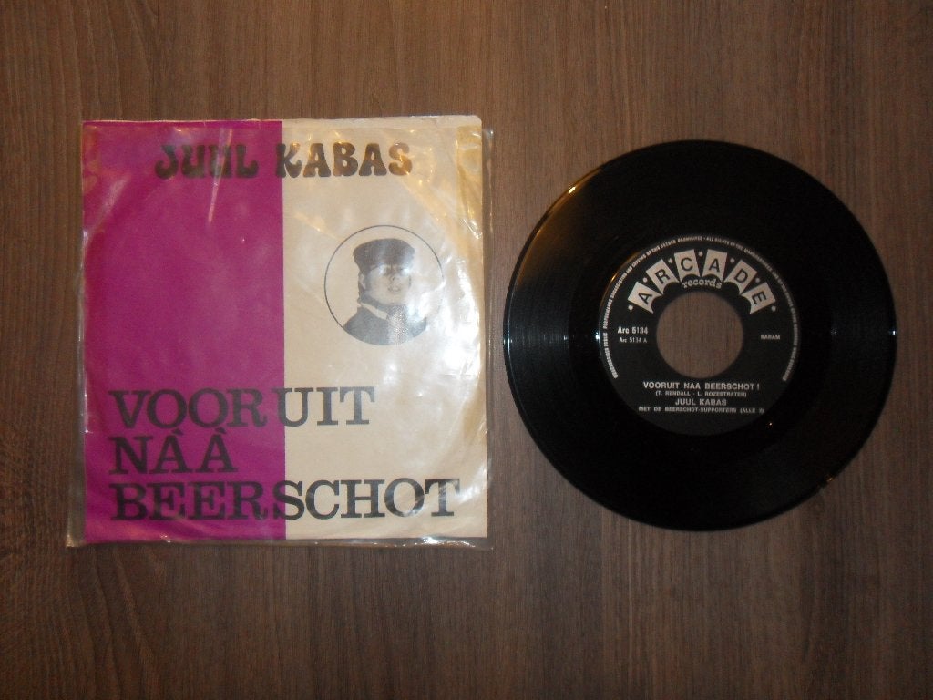 Juul Kabas - Vooruit naa Beerschot, CD & DVD, Vinyles | Néerlandophone, Enlèvement ou Envoi, Utilisé, 7 inch, Chanson réaliste ou Smartlap