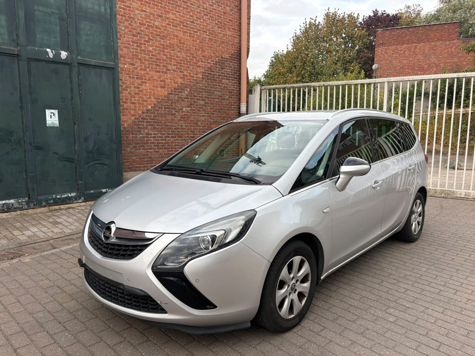 Opel zafira 1.6 diesel euro 6 2016 export start rijdt, Auto's, Opel, Euro 6, Bedrijf, Te koop, Zafira