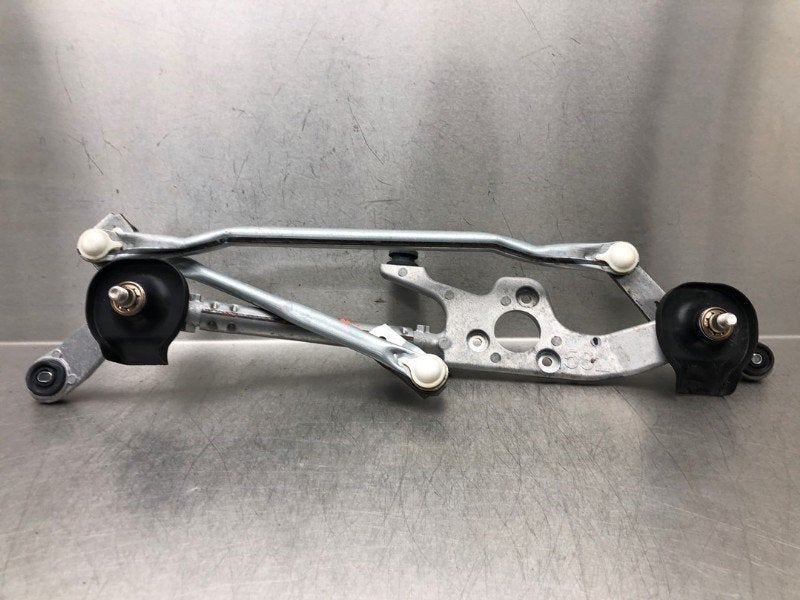 MECANISME ESSUIE-GLACE Toyota C-HR (X1,X5) (01-2016/-), Dhr. M. Roggen, Toyota, Stadsweg 37 37
9917 PV  WIRDUM GR., NL, Utilisé