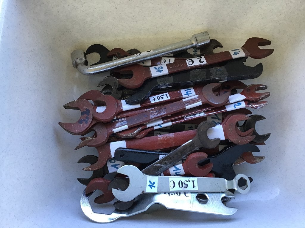40 paires de clés ou de clés à anneau, Bricolage & Construction, Outillage | Outillage à main, Enlèvement ou Envoi, Comme neuf