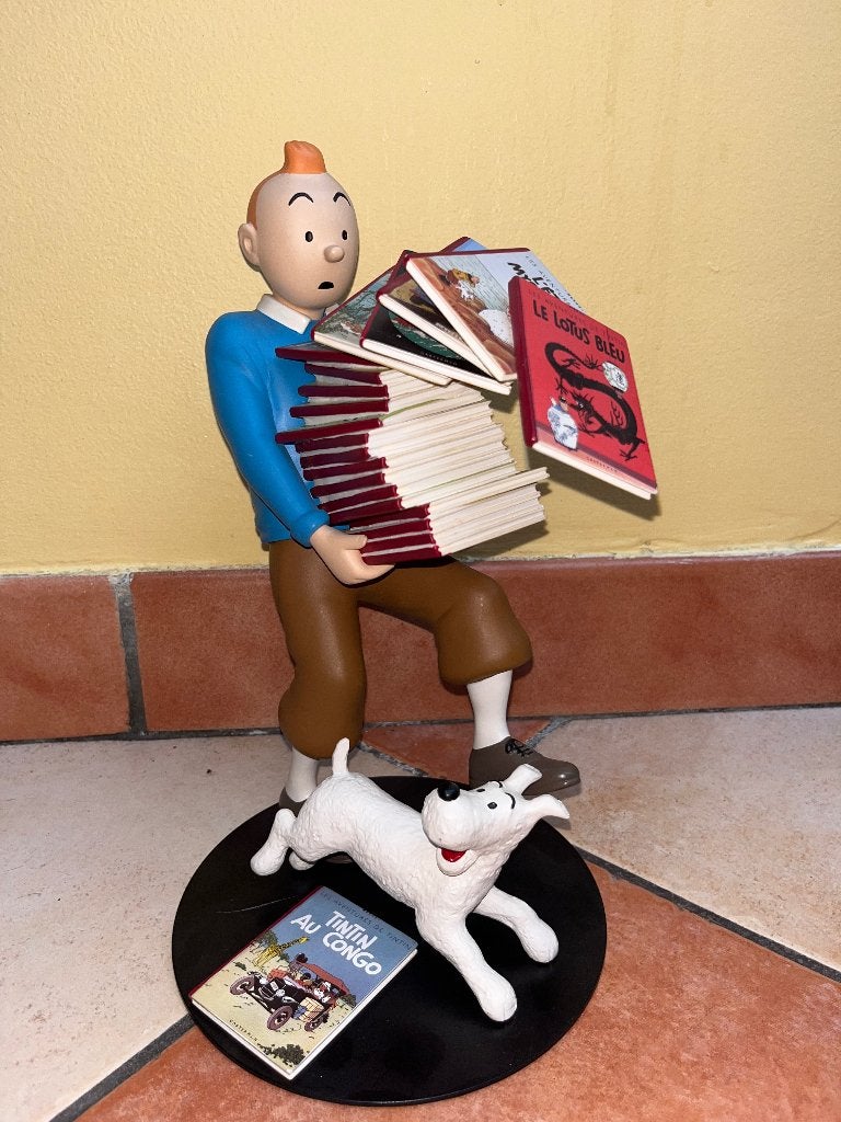 Figurine « Tintin tenant les albums » Version 2, Collections, Enlèvement, Tintin, Comme neuf, Statue ou Figurine