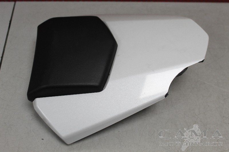 BUDDY COVER YZF R6 2008-2013 (YZF-R6 13S 1JS) (13sw0771), Dhr. S. di Majo, Utilisé, Info@cama-motorparts.nl, P.J. Troelstraweg 8 8
3144 CX  MAASSLUIS, NL