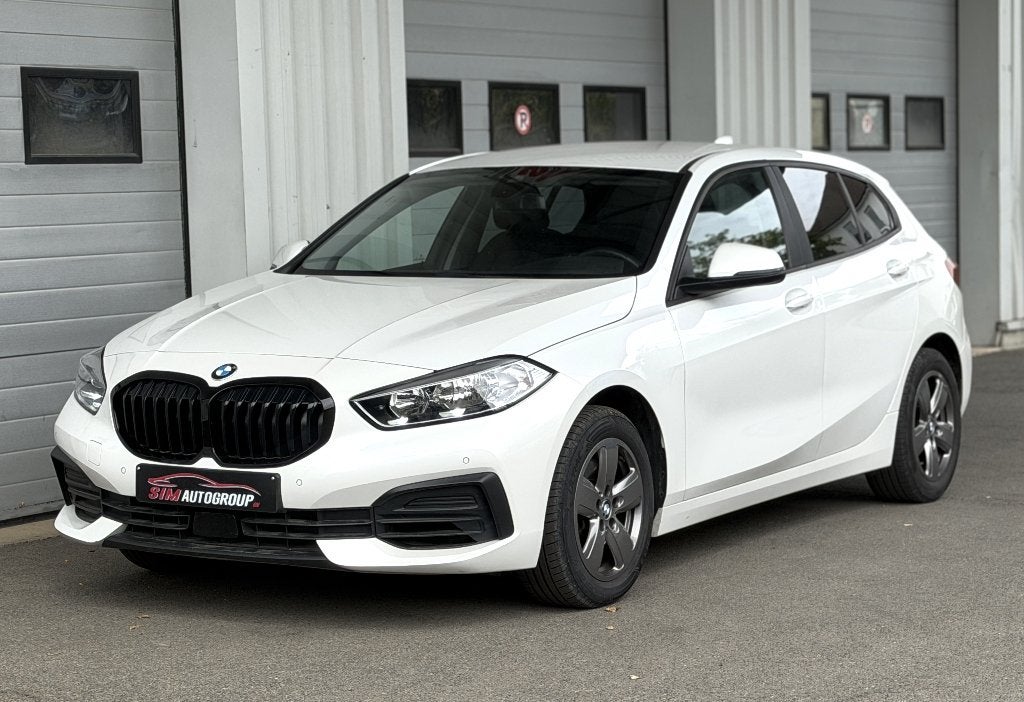 BMW 118 Benzine/Automaat/Benzine/Carplay/led/Airco, Auto's, Automaat, 4 deurs, 1 Reeks, 140 g/km