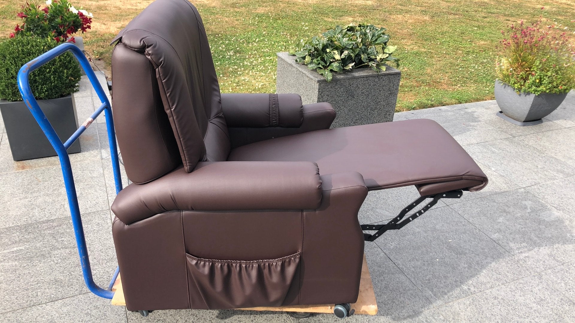 Fauteuil inclinable en cuir marron, Enlèvement, Comme neuf