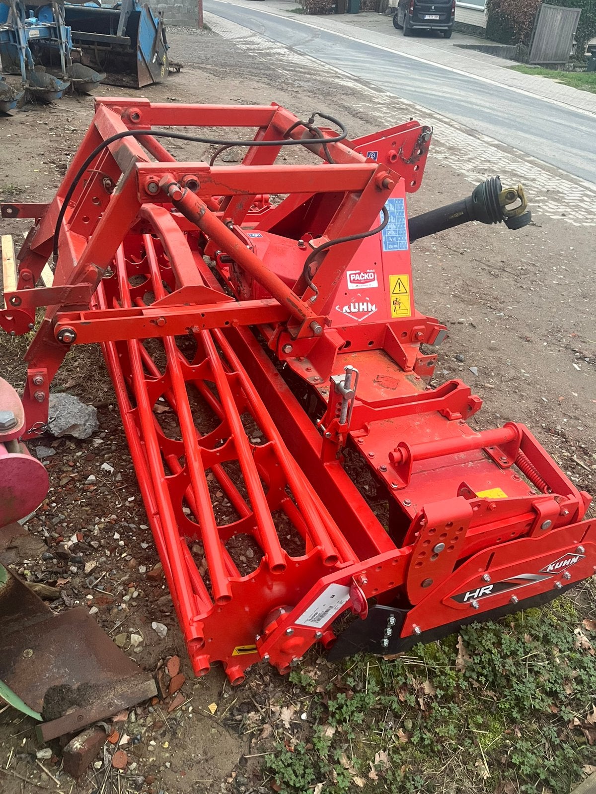 Kuhn 304, Enlèvement