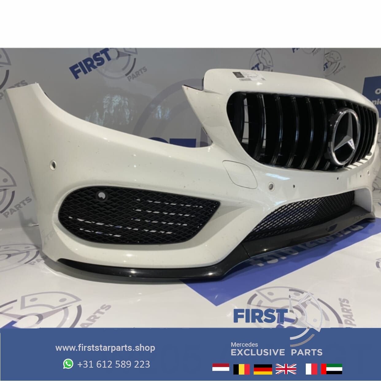 W205 C205 AMG VOORBUMPER WIT ORIGINEEL + GT GRIL COMPLEET Me, Utilisé, -, Avant, -