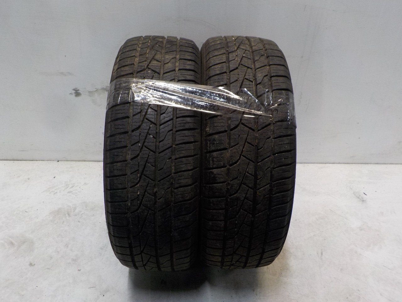 Bandenset 2 stuks Winter 195/60 R15  Banden 15", Auto-onderdelen, Banden en Velgen, Onderdelen@venauto.nl, Van der Ven Autorecycling B.V.