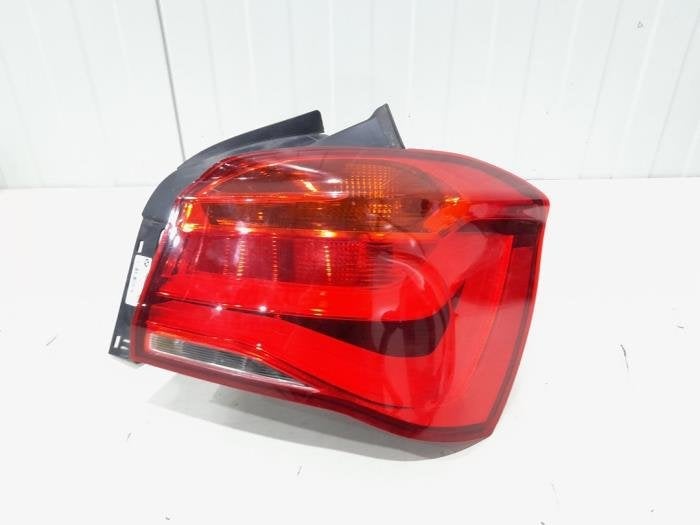 Achterlicht rechts van een BMW 1-Serie, Gebruikt, -, -, Ophalen of Verzenden