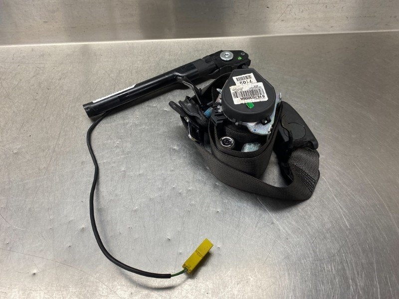 CEINTURE DE SECURITE AVANT DROIT Daewoo / Chevrolet Cruze, Utilisé, Daewoo