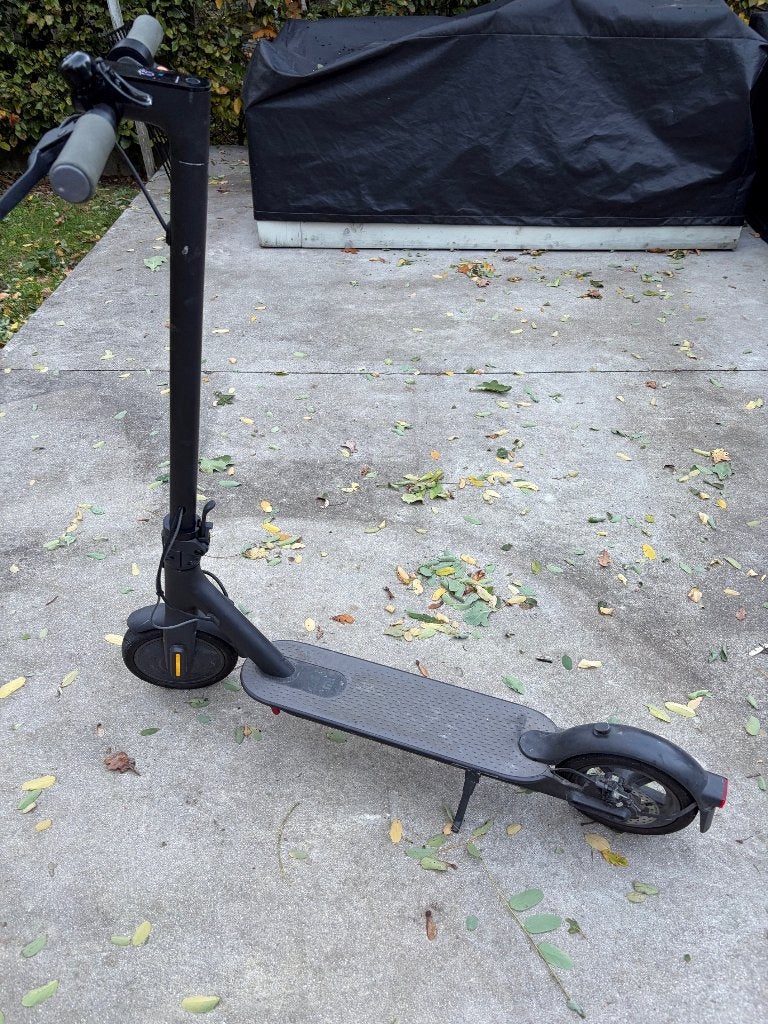 Xiaomi e step 20 km/u max GEEN HELMPLICHT, Fietsen en Brommers, Ophalen, Gebruikt, Elektrische step (E-scooter), Xiaomi Mi