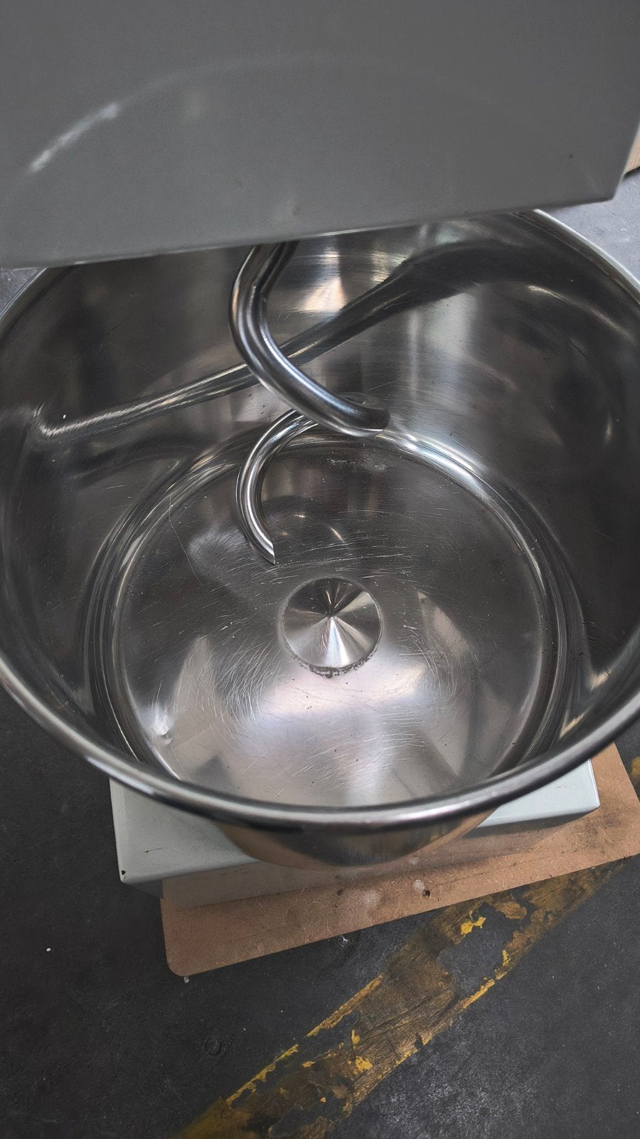 spiraalkneder tot 7 kg deeg, 1600 gram deeg of meer, Ophalen, Gebruikt