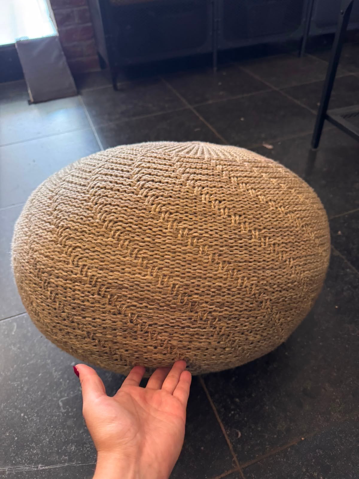 Pouf souplee/repose-pieds Sandared 45 cm, Maison & Meubles, Canapés | Repose-pieds & Poufs, Comme neuf, Enlèvement, Moins de 50 cm