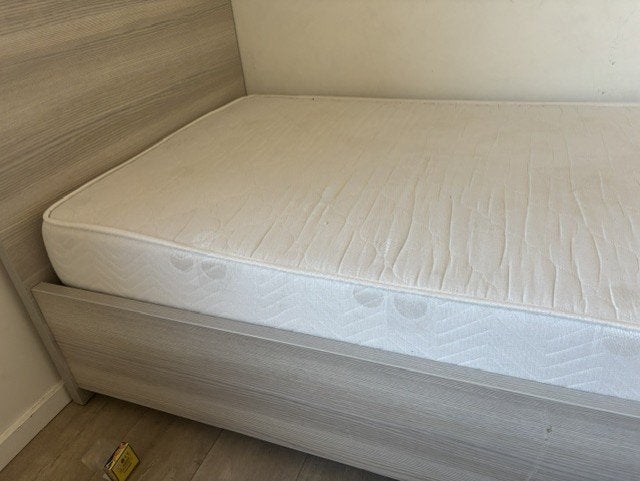 Eenpersoonsbed, Huis en Inrichting, Ophalen, Gebruikt, Eenpersoons