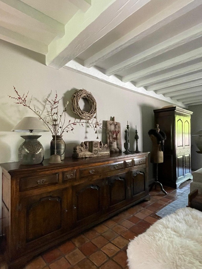 Voleiken antieke dressoir, Maison & Meubles, Armoires | Dressoirs, Comme neuf, 200 cm ou plus, 50 à 75 cm, Avec tiroir(s), Avec porte(s)