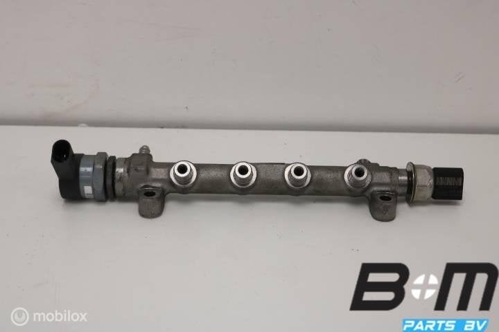 Brandstofrail VW Golf 7 2.0 TDI 04L130089B, Autos : Pièces & Accessoires, Systèmes à carburant, Utilisé