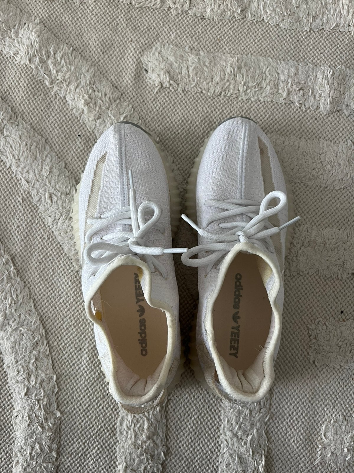 Chaussures Yeezy taille 38, Enfants & Bébés, Neuf, Garçon ou Fille, Enlèvement ou Envoi, Bottines