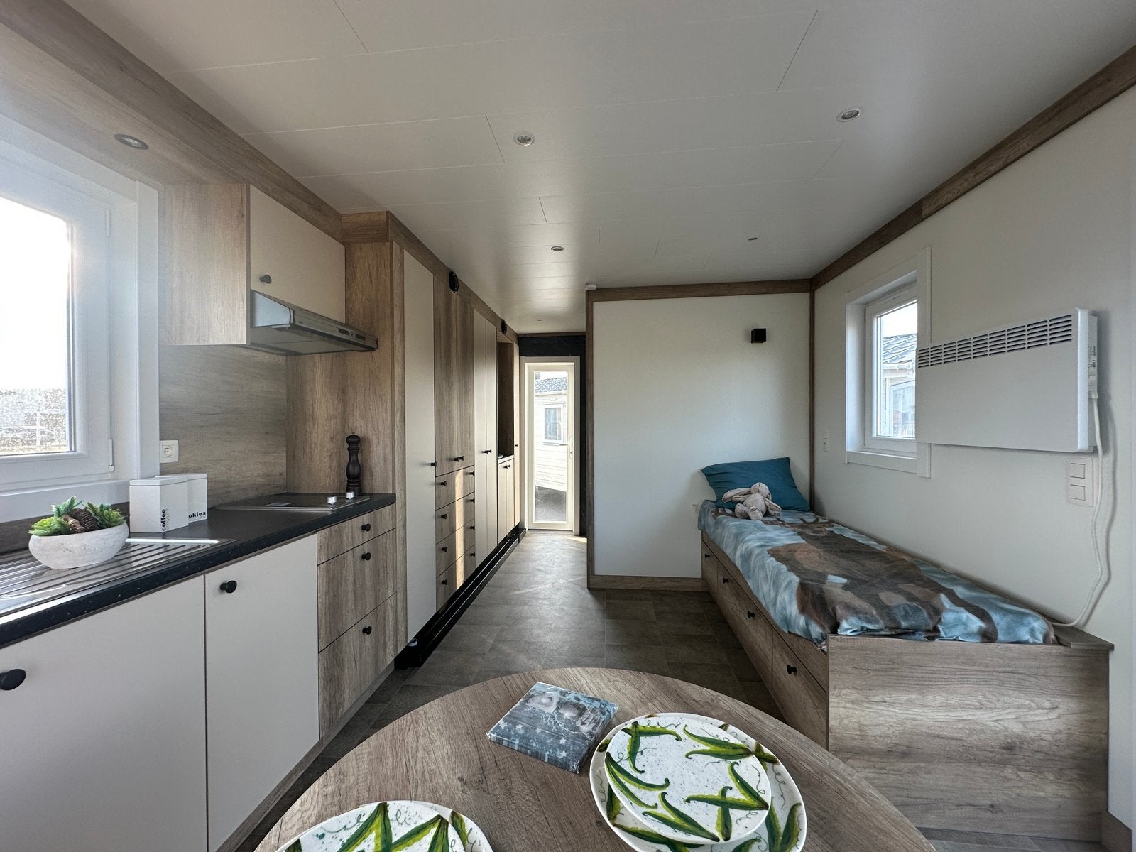 NEW UNITÉ DE VIE LUXUEUSE COMPACTE 600x370 AVEC ESCALIERS, Caravanes & Camping, Caravanes résidentielles