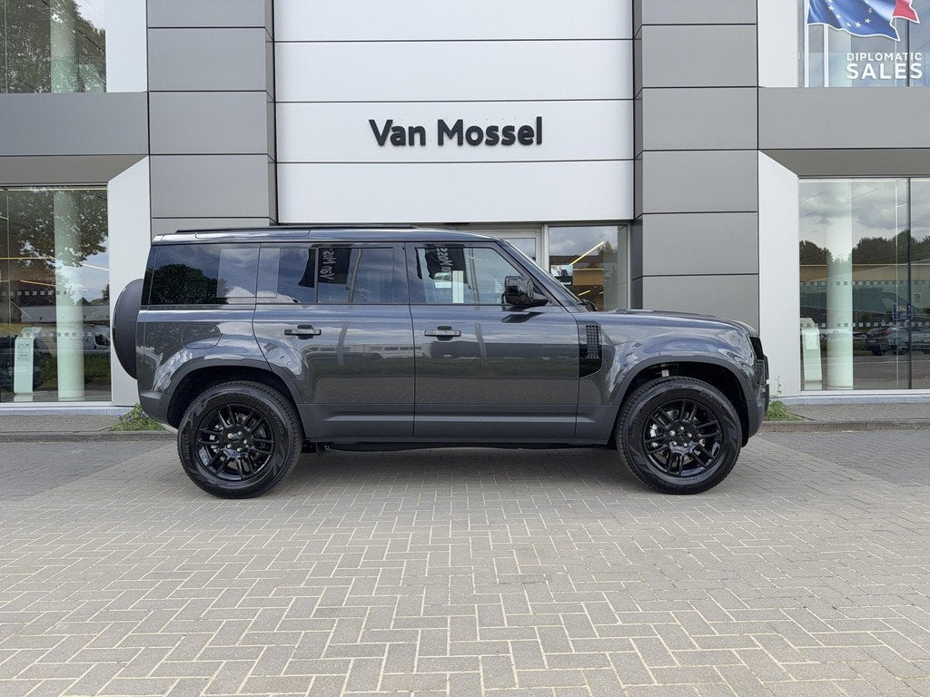 Land Rover Defender 110 D200 S AWD Auto. 26MY (bj 2026), Automaat, Zwart, 2506 kg, Lederen bekleding