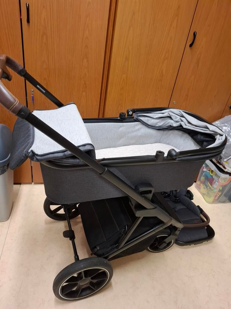 Buggy avec porte-bébé, Enfants & Bébés, Buggys, Enlèvement