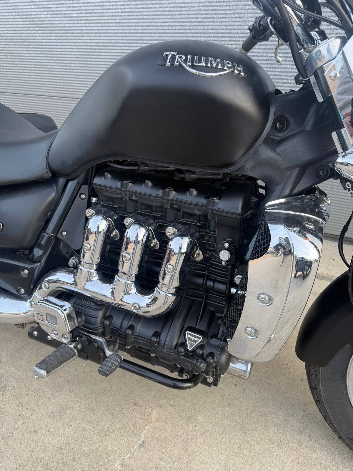 Triumph Rocket 3 Roadster 2300cc - 13.000km - 2010 topstaat, Occasion, 3 cilinders, Particulier, Meer dan 35 kW