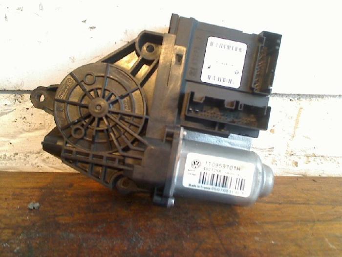 Mécanique vitre 4portes avant gauche d'un Volkswagen Caddy, Volkswagen, -, 3 mois de garantie, Utilisé