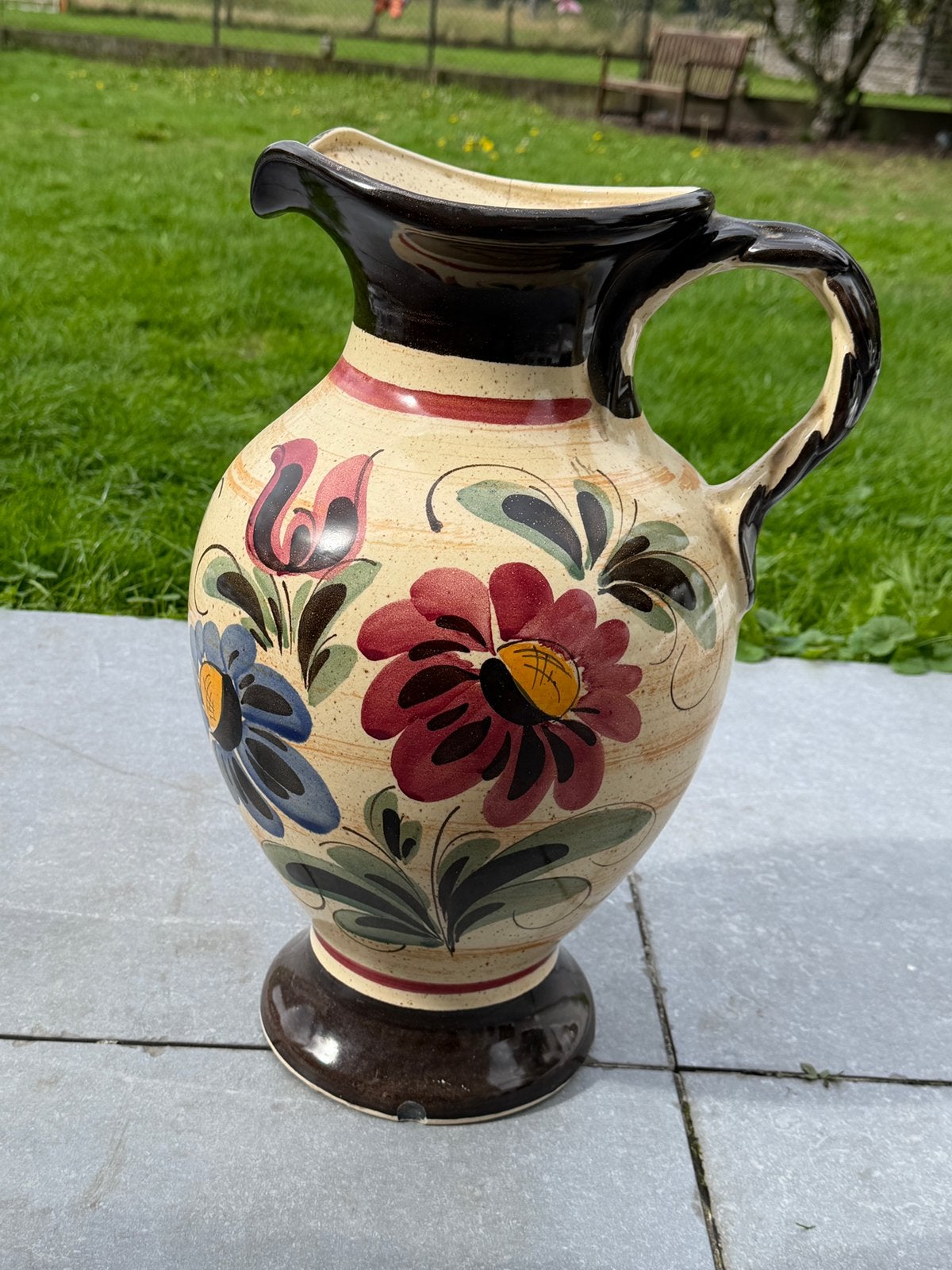 Vintage keramieken vaas/kruik met handgeschilderde bloemen, Ophalen