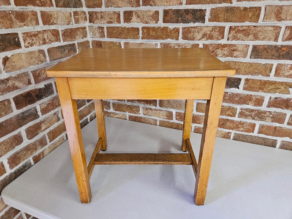 Schoolbankje met stoeltje (2x), Ophalen, Gebruikt, Rechthoekig, Hout