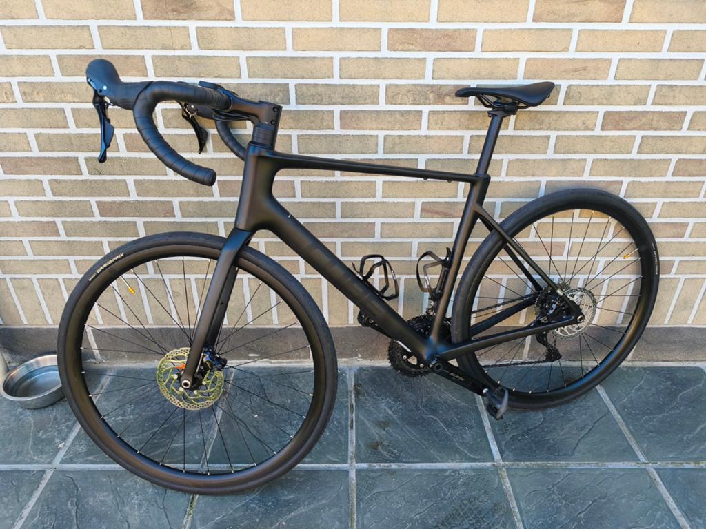Cube Attain C62 Race à vendre., Vélos & Vélomoteurs, Vélos | Vélos de course, Enlèvement, Carbone