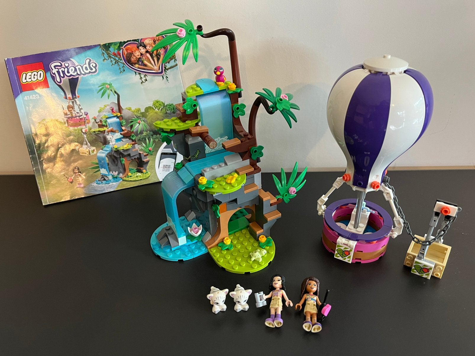 41423 redding, 41679 trekhut, 41312 sporthal, 41693 surfhuis, Ophalen, Inclusief instructies, Lego, Friends